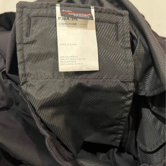 Acronym P30A-DS size M - Picture 2 of 3